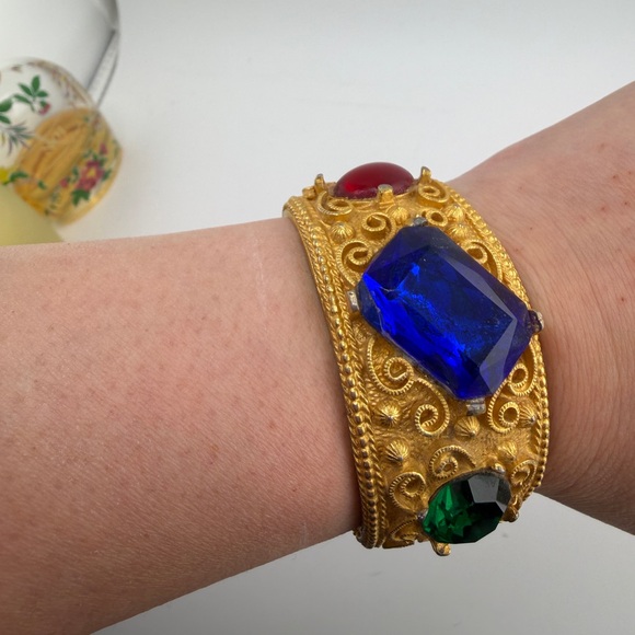 Vintage Maresco Jeweled Chain Necklace and unsigned Matching Cuff - Picture 10 of 15